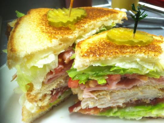 The Hungry Bear Cafe