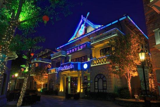 Blue Marlin Bar & Restaurant