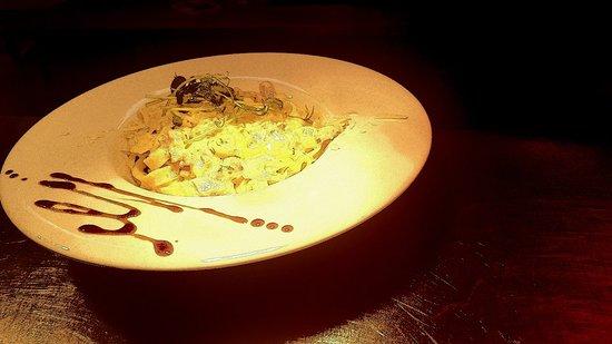 Sorrento's Family Restorante & Pizzeria