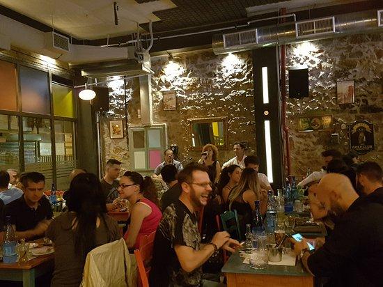 Exostrefis ston Kerameiko