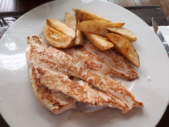 La Huella Cafe Bistro