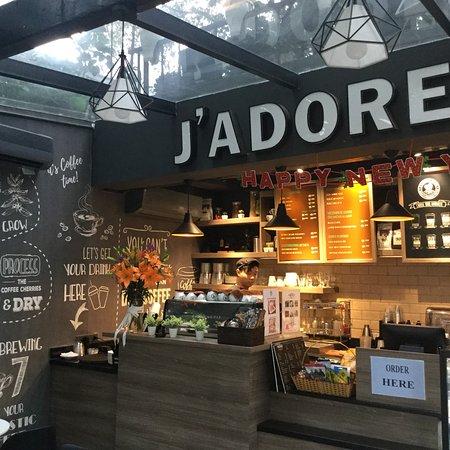 J'adore Cafe