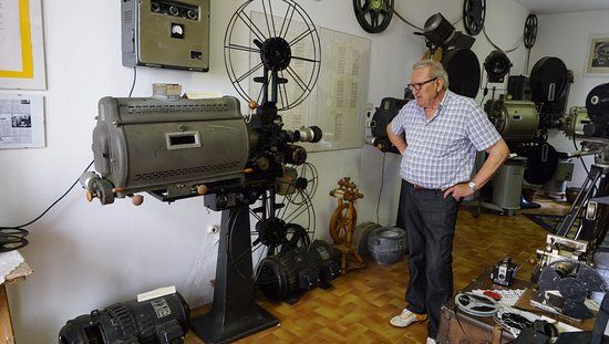 Piccolo museo storico delle macchine per la fotografia e cinematografia