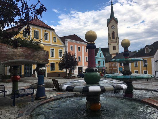Hundertwasserbrunnen