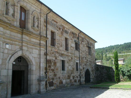 Monasterio de San Miguel de las Dueñas