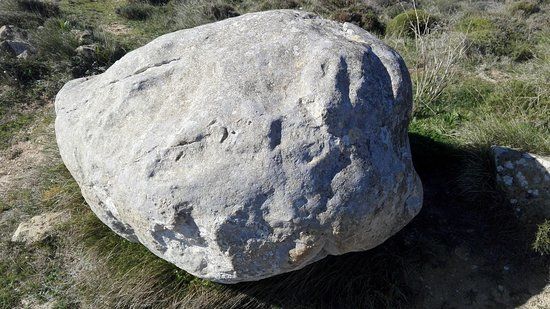 Conjunto Megalitico do Monte dos Amantes