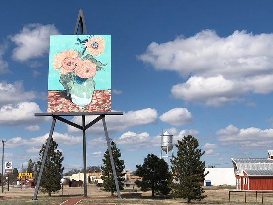 World's Largest Easel