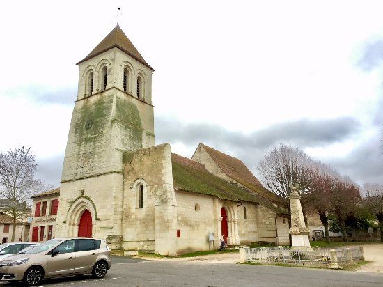 église Saint-Aventin de Vendeuvre-du-Poitou