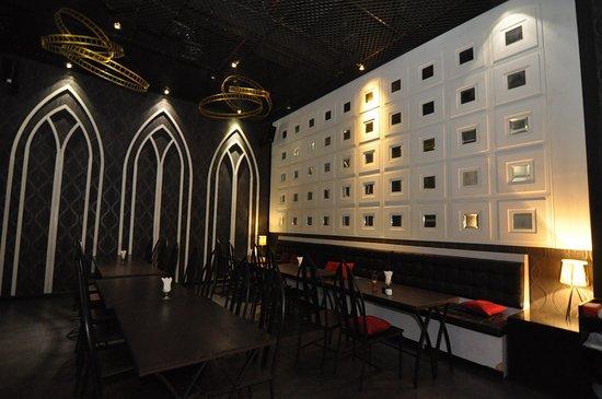 Bellva VVIP Bar & Kitchen