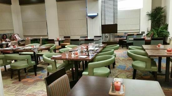 Hilton Garden Grill and Bar