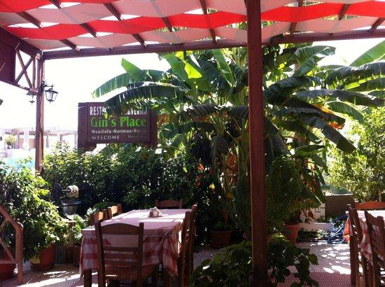 Gin's Place Restaurant Taverna