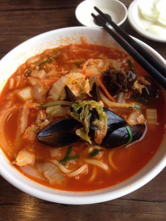 Hongkong Chinese Restaurant 0410