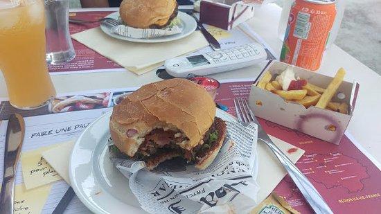 Mythic Burger