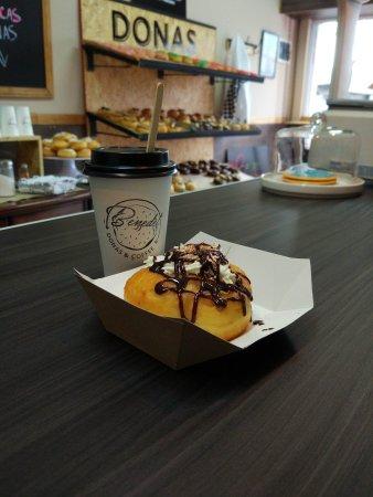 Benedet Donuts & Coffee