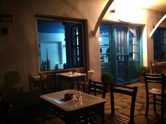 Traditional Greek Cafe O Lefteris