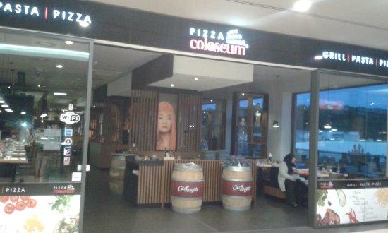 Pizza Coloseum