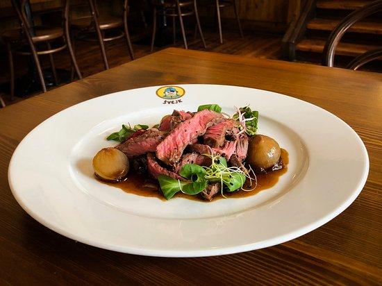 Svejk Restaurant U Petatricatniku