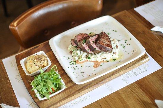 Voulez-Vous Cafe Restaurant