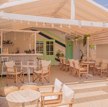 Heaven Cafe Beach Bar