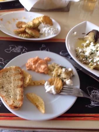 Aggelikon Mezedopoleion