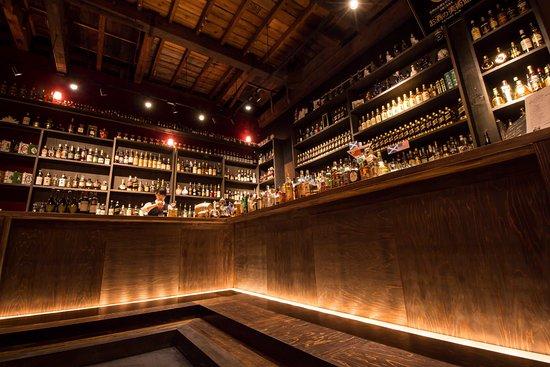 Liquor Museum Karasuma Honten