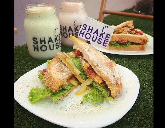 Shake House
