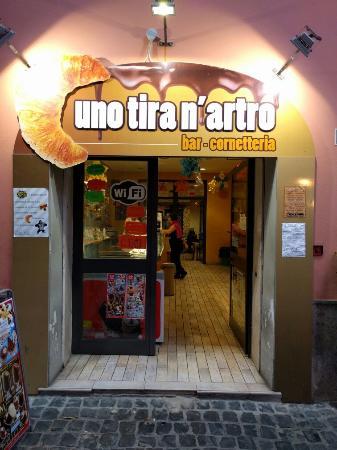 Uno Tira n'Artro
