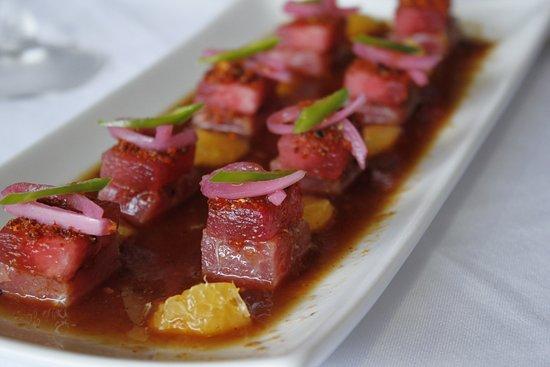 Harbor's Steakhouse & Rawbar