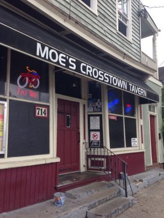 Moe's Crosstown Tavern