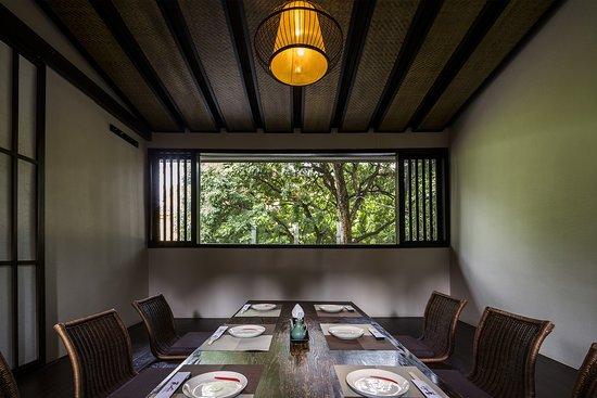 Makoto Restaurant
