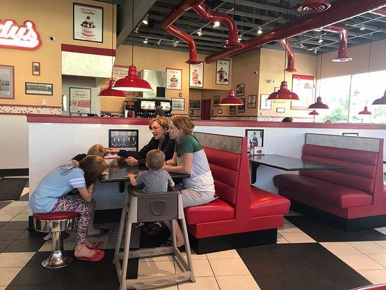 Freddy's Frozen Custard & Steakburgers