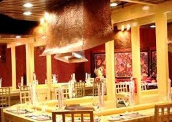 Kombahari at Rainbow Towers Hotel