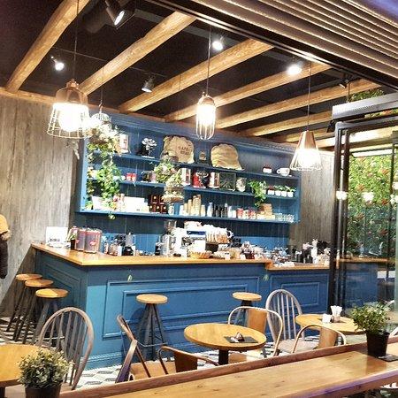 Shelter Coffee Store