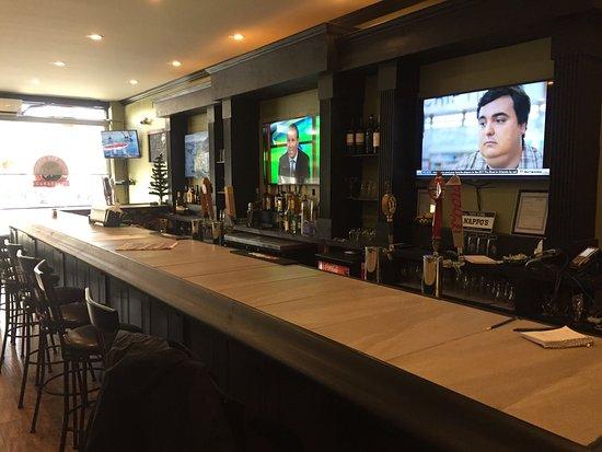 Nappo's Sports Bar and Pub