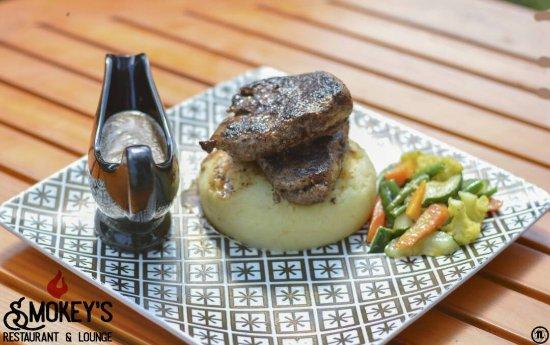 Smokey's Restaurant And Lounge