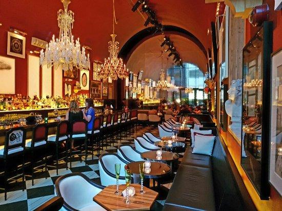 Baccarat Hotel Bar