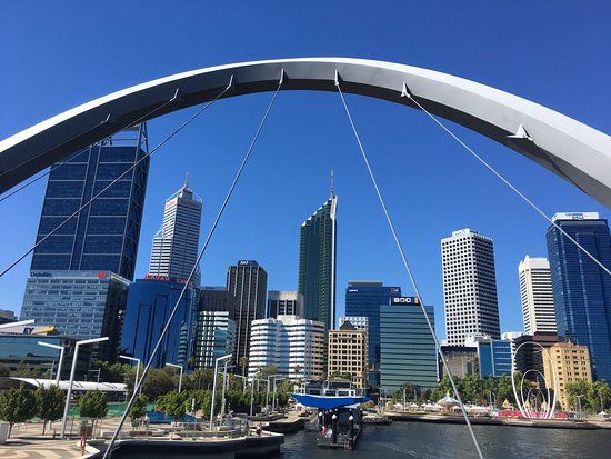 Queen Elizabeth Quay Bridge