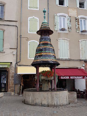 fontaine couverte d'Anduze