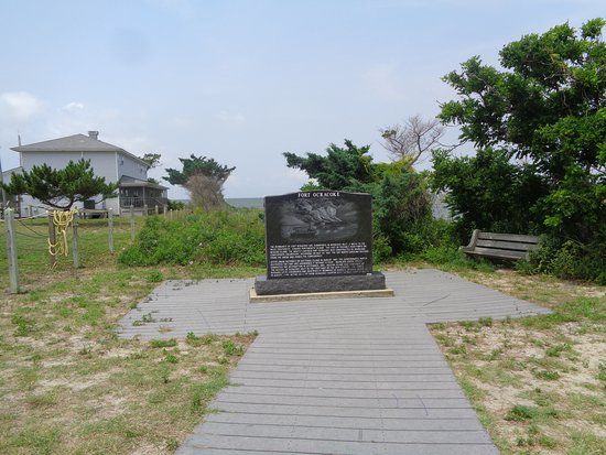 Fort Ocracoke Monument