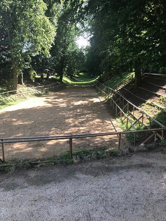 Stadtmauer und Holzgraben