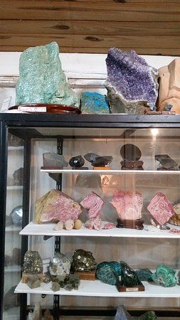 Reservorio De Piedras Semipreciosas