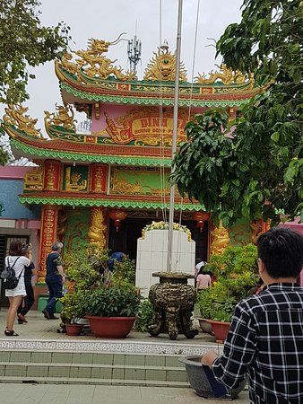 Dinh Bà Thủy Long Thánh Mẫu