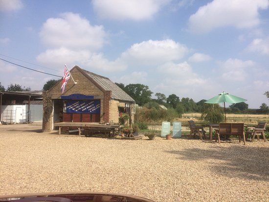 Tomlinsons Farm Shop