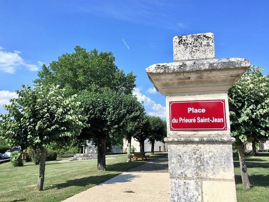 Lanternes des Morts de Journet