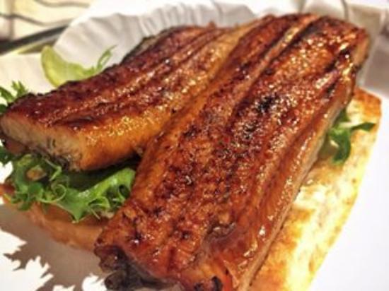 2ndYard Sandwich and Bar