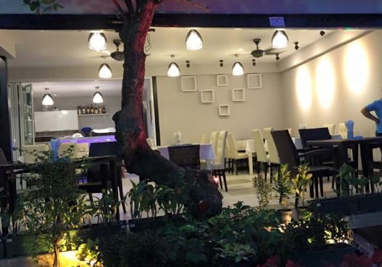 Pavillion Cafe & Restaurant