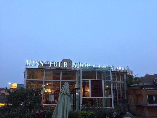 Miss Four Shop