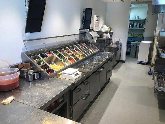 Domino's Pizza Mihama