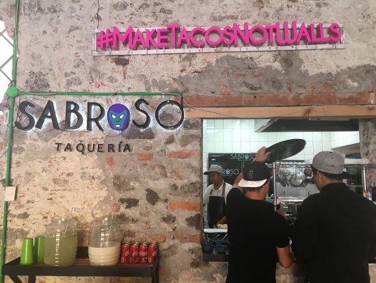 Sabroso Taquería