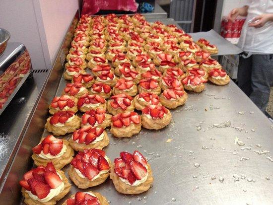 Pasticceria La Dolce Mania Di Sorrentino Giuseppe